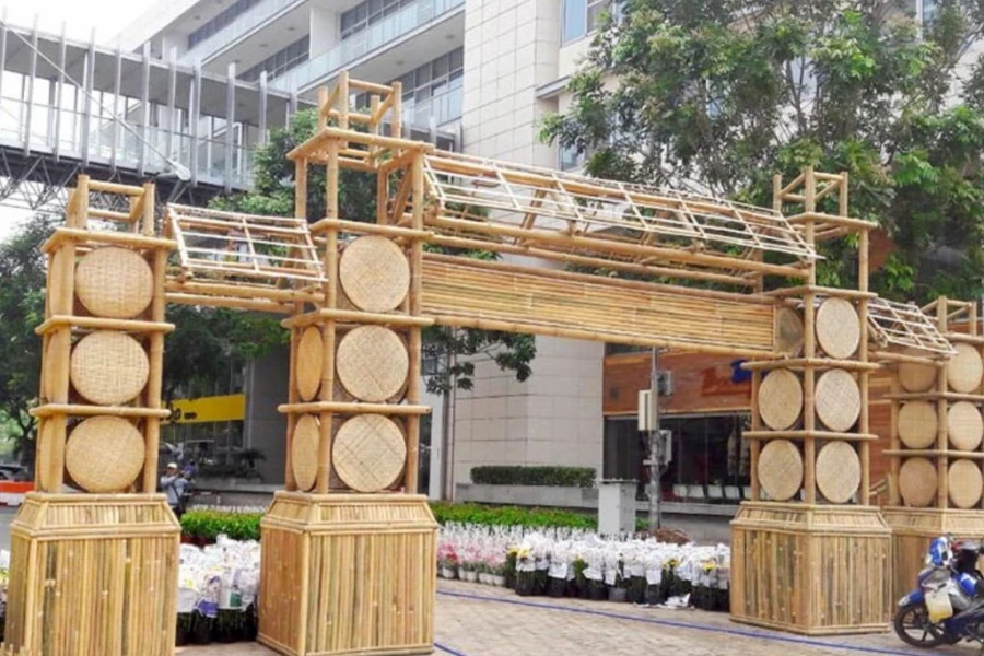 Cổng Chào Hội Chợ Thiết Kế Ấn Tượng, Thu Hút Khách Tham Quan