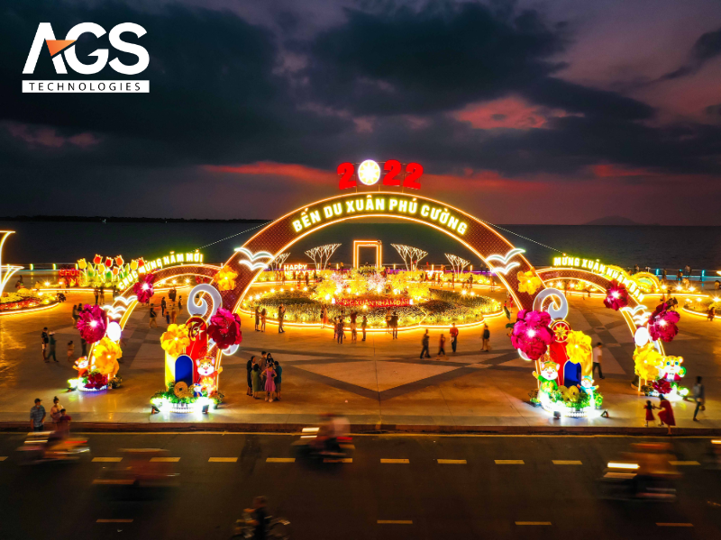 Các yếu tố quan trọng khi thiết kế và trang trí cổng chào Tết chuyên nghiệp