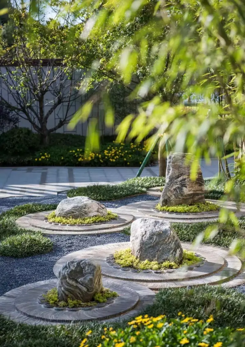 thiết kế sân vườn tại hà nội