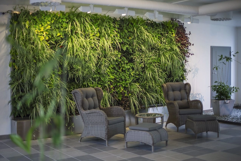 thi công tường cây giả