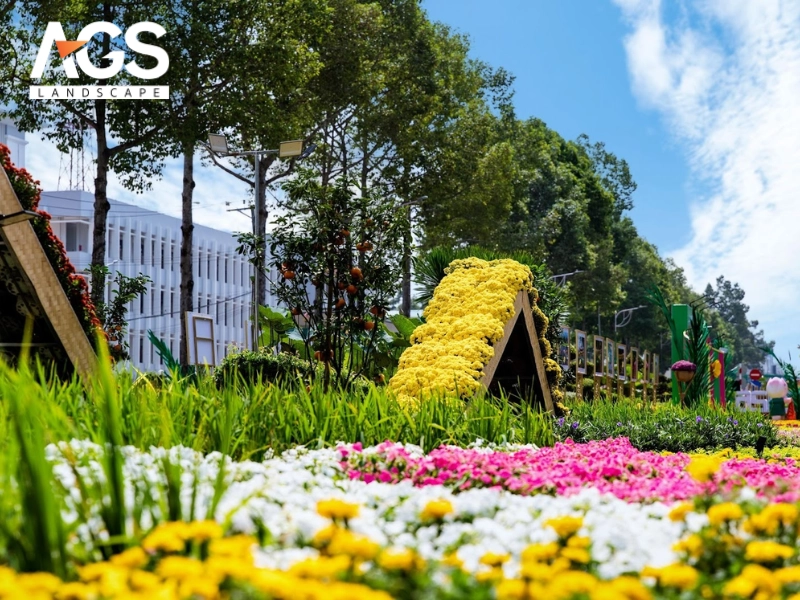 Chương I: Sắc Sen Hồng, Tết Phồn Vinh