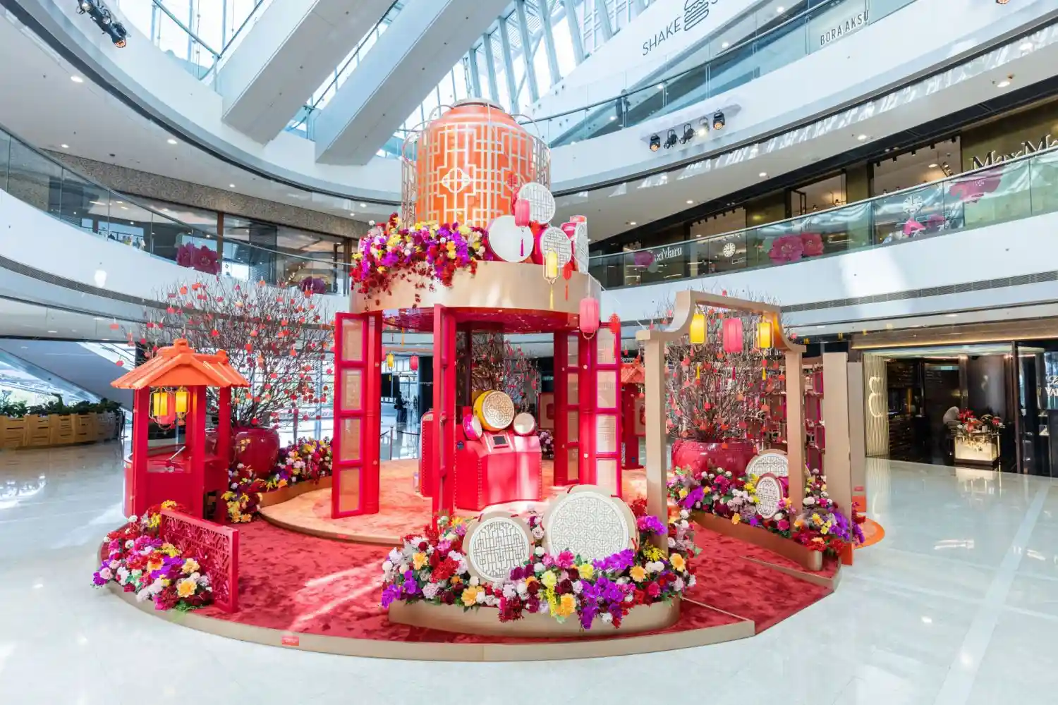 Oval Atrium - Hong Kong