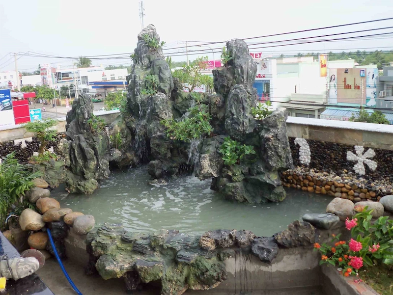 thi công hòn non bộ