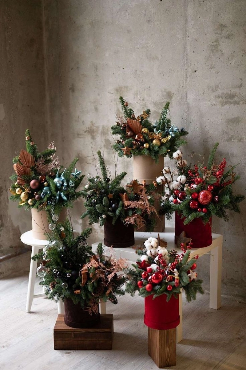 Sử dụng cây xanh và hoa tươi (Nguồn: Pinterest)