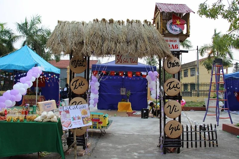 trang trí gian hàng hội chợ xuân tiểu học