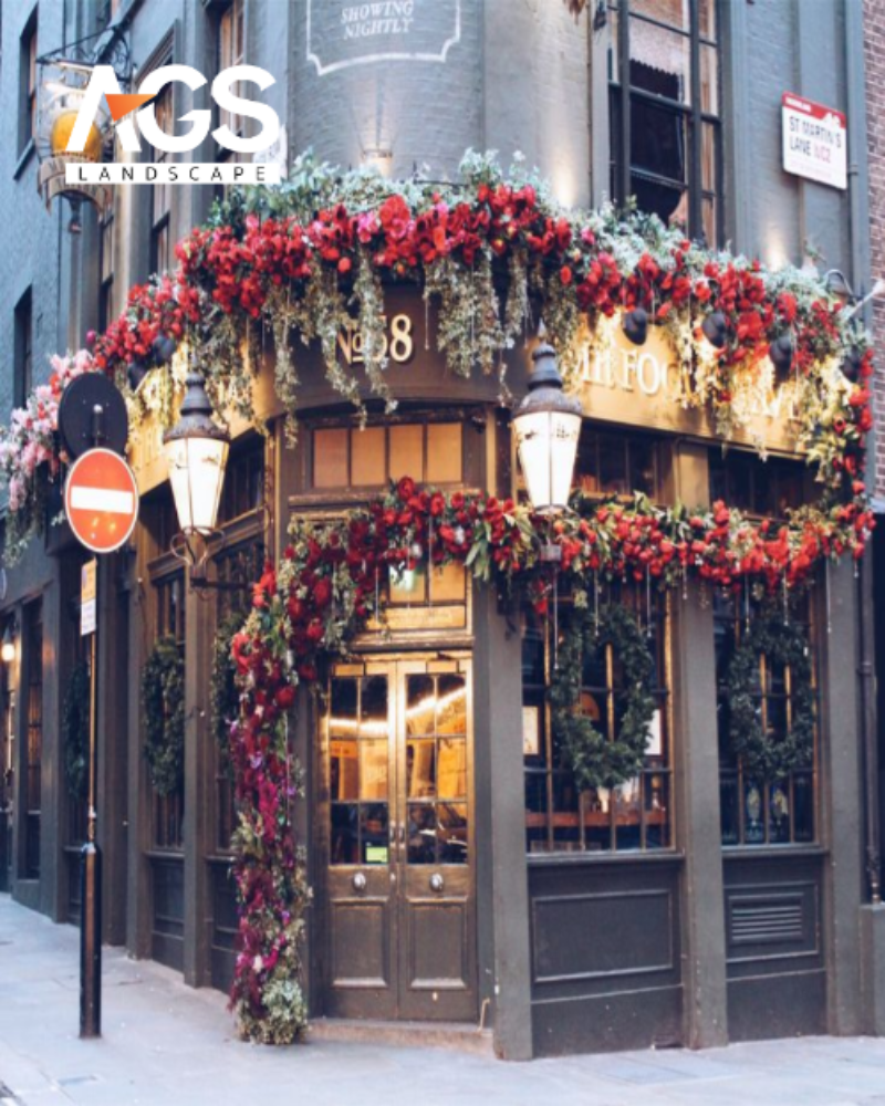 Trang trí khu vực cửa ra vào và mặt tiền (Nguồn: Pinterest)