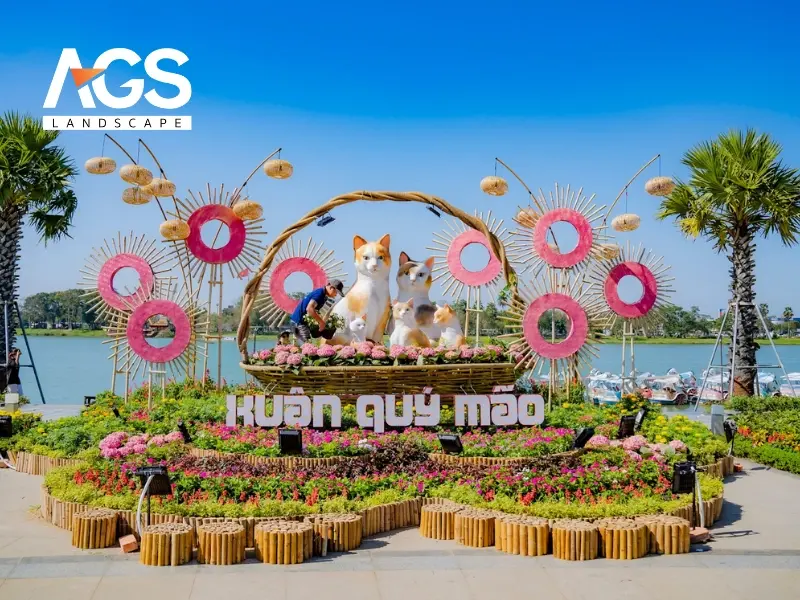 Cổng chào lớn của đường hoa