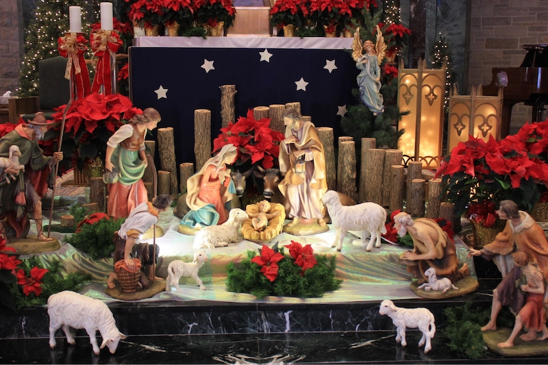 Tầm quan trọng của hang đá Giáng Sinh trong thiết kế cảnh quan (Nguồn: Pinterest)