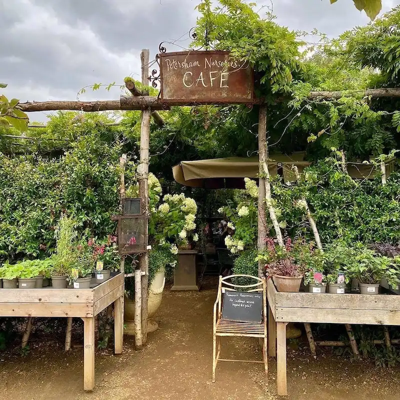 thiết kế quán cafe nhà vườn 200m2