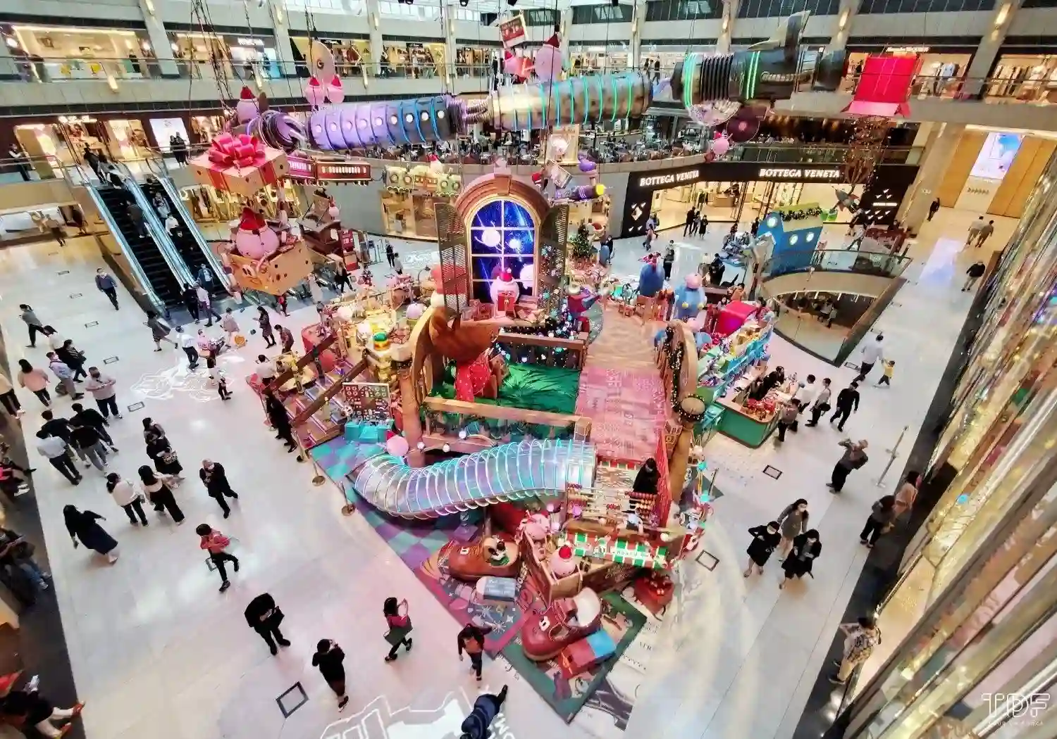 LANDMARK ATRIUM, Central, Hong Kong