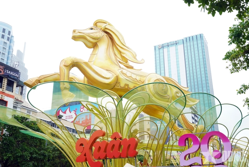 [qdnd.vn] Chuyên gia “bật mí” thiết kế Đường hoa Nguyễn Huệ