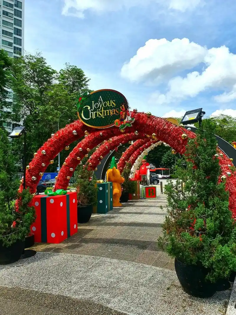 trang trí cổng chào noel