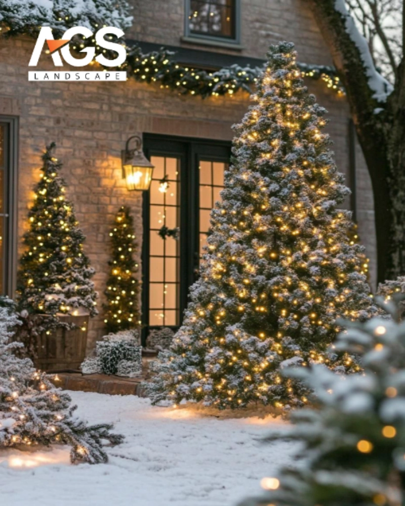 Cây thông Noel cổ điển sang trọng (Nguồn: Pinterest) 