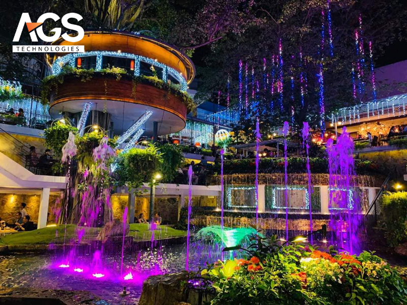 Thiết kế cảnh quan với yếu tố nước (hồ cá, thác nước, suối nhân tạo)