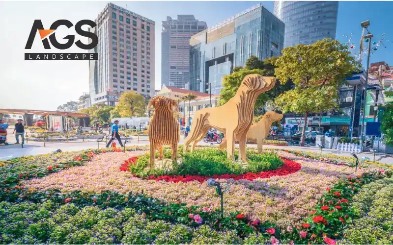 Linh vật Chó (Nguồn: AGS Landscape)