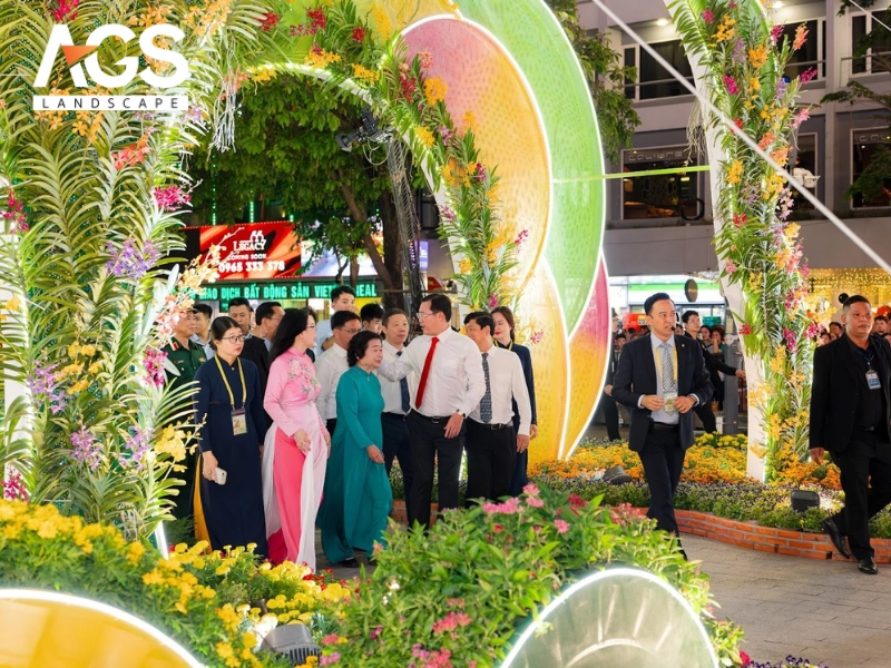 Khai mạc Đường hoa Nguyễn Huệ Tết Bính Ngọ 2026 (Nguồn: AGS Landscape) Khai mạc Đường hoa Nguyễn Huệ Tết Bính Ngọ 2026 (Nguồn: AGS Landscape)