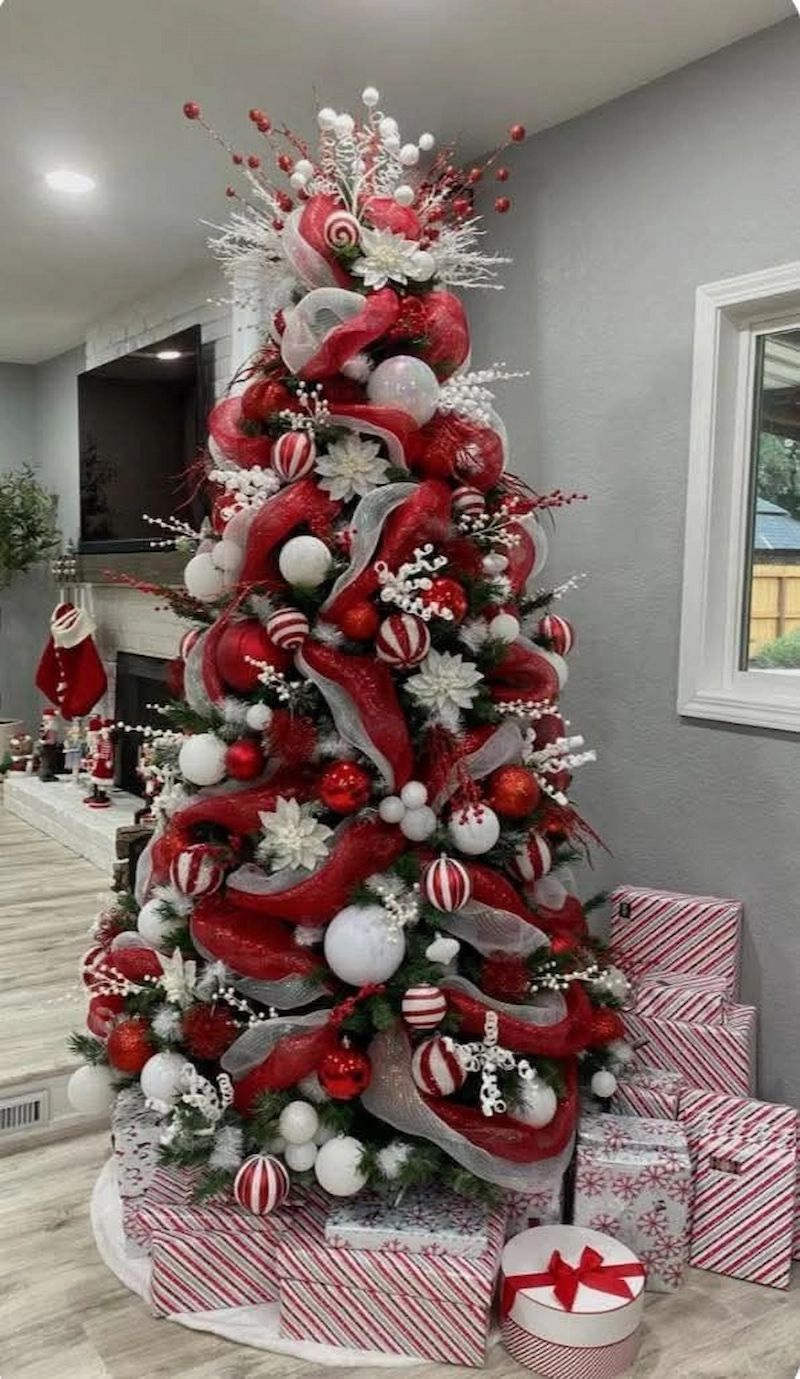 Cây thông Noel "kẹo ngọt" cho gia đình và trẻ em  (Nguồn: Pinterest) 