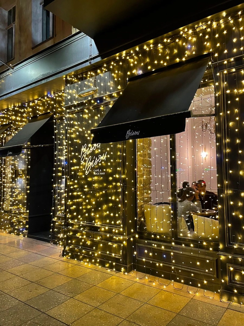 Ánh sáng huyền ảo và nghệ thuật (Nguồn: Pinterest)