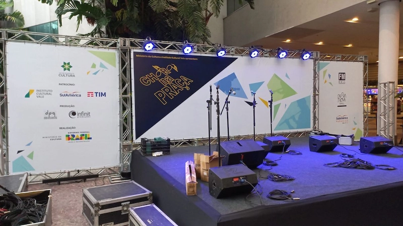 backdrop nhà tài trợ