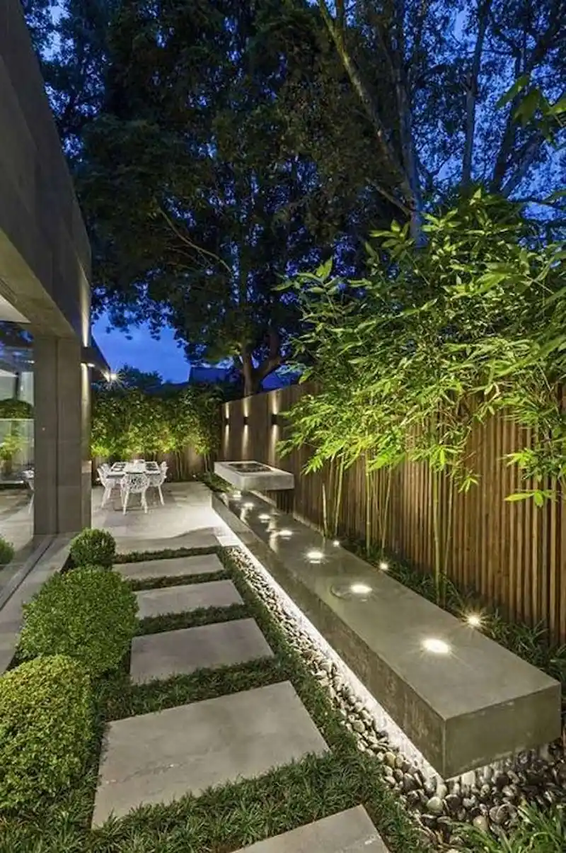 Thiết kế sân vườn bên hông nhà ống 