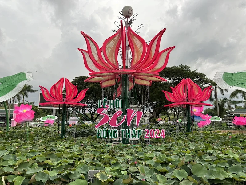 lễ hội sen đồng tháp
