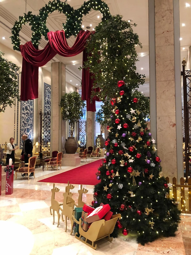 Các yếu tố cần cân nhắc khi trang trí Noel cho nhà hàng (Nguồn: Pinterest)