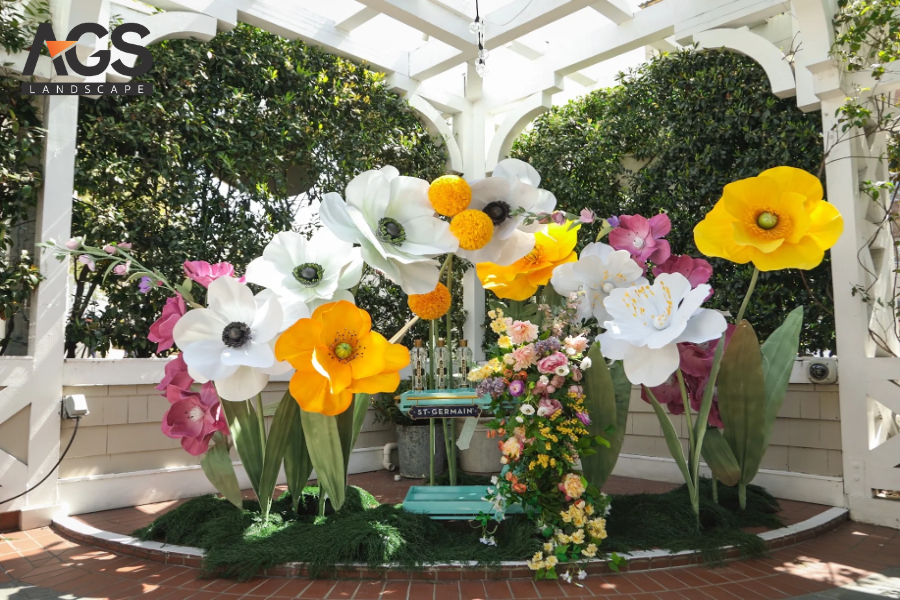 10 Mẫu Thiết Kế Mô Hình Hoa Trang Trí Ngoài Trời Độc Đáo Và Thu Hút