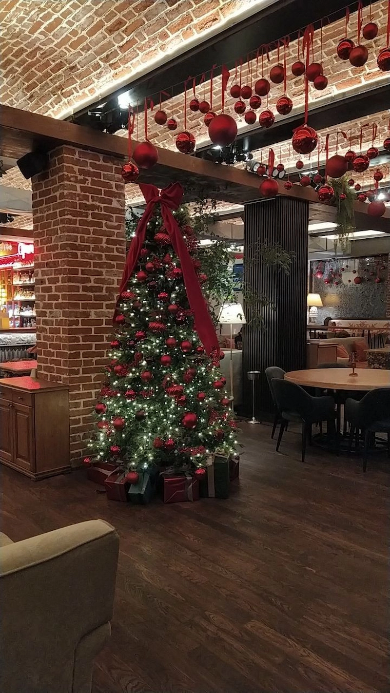 Cây thông Noel độc đáo và sáng tạo (Nguồn: Pinterest)