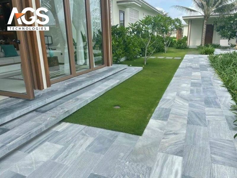 Lối đi gạch lát