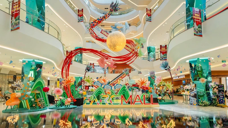 Thiết kế trang trí trung tâm thương mại theo mùa Thiết kế trang trí trung tâm thương mại theo mùa