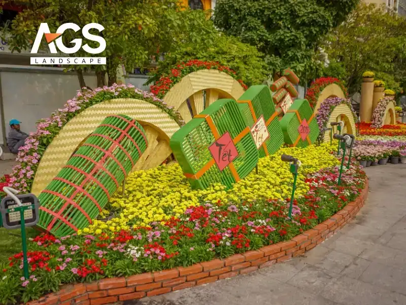 Lựa chọn chủng loại hoa và vật liệu kỹ thuật (Nguồn: AGS Landscape) 