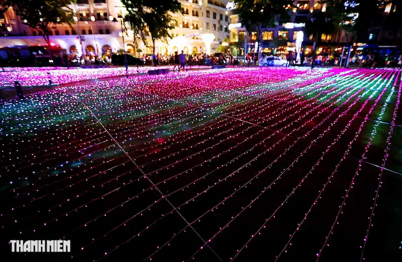 Ánh sáng và âm thanh trong trang trí lễ hội