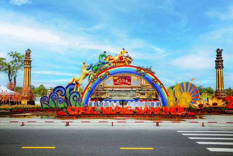 [huengaynay.vn] Hội Xuân Huế 2026: Khi bản sắc Cố đô hòa vào nhịp điệu sáng tạo đương đại