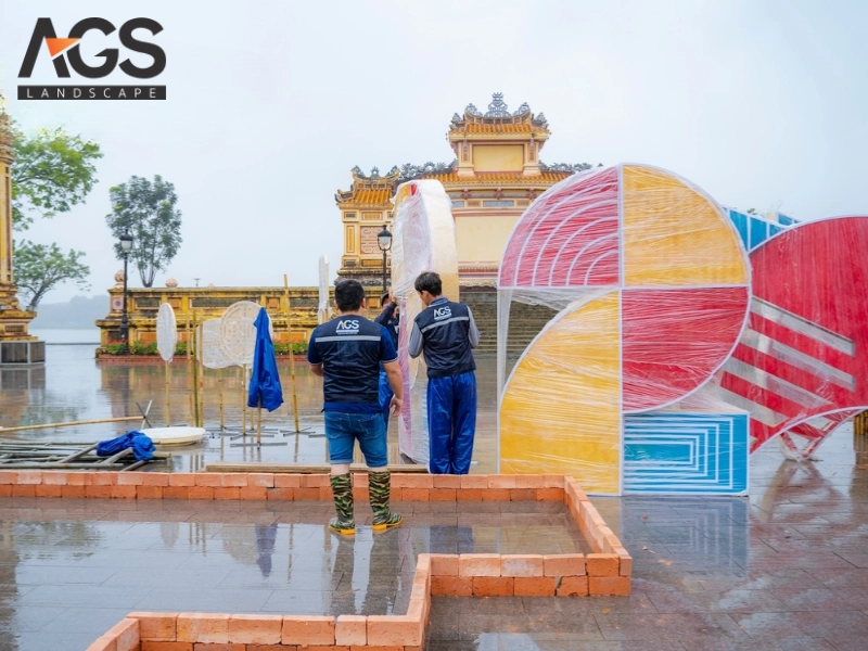 Những lưu ý quan trọng khi thi công và duy trì đường hoa lối đi thẳng (Nguồn: AGS Landscape)